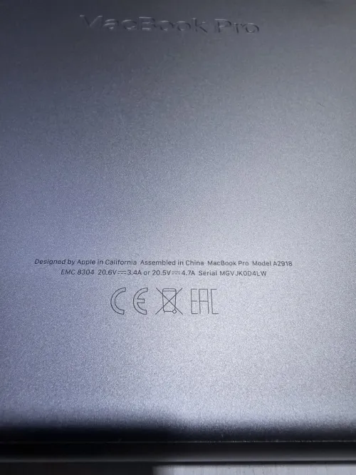 Macbook Pro M3 2023 14" 8/512