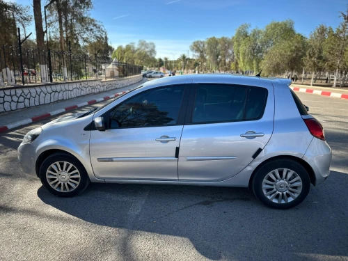 Renault Clio 3 2012 Night and Day