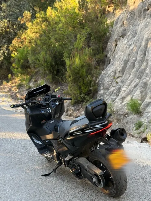 Yamaha Tmax 562 tech max 2022