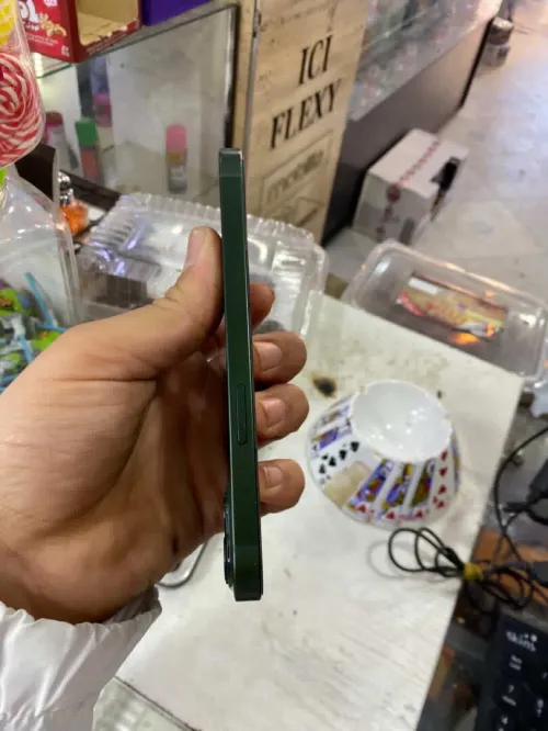ipone ipone13