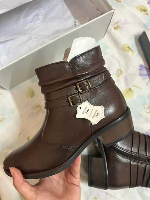 حذاء بوتس إيطالي Bottines italiennes élégantes jamais p