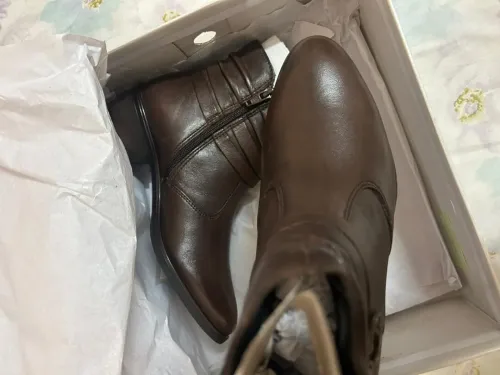 حذاء بوتس إيطالي Bottines italiennes élégantes jamais p