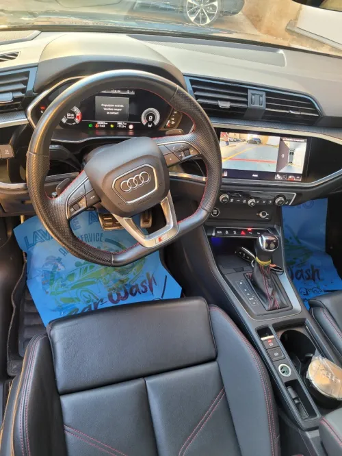 Audi Q3 2023 S-line