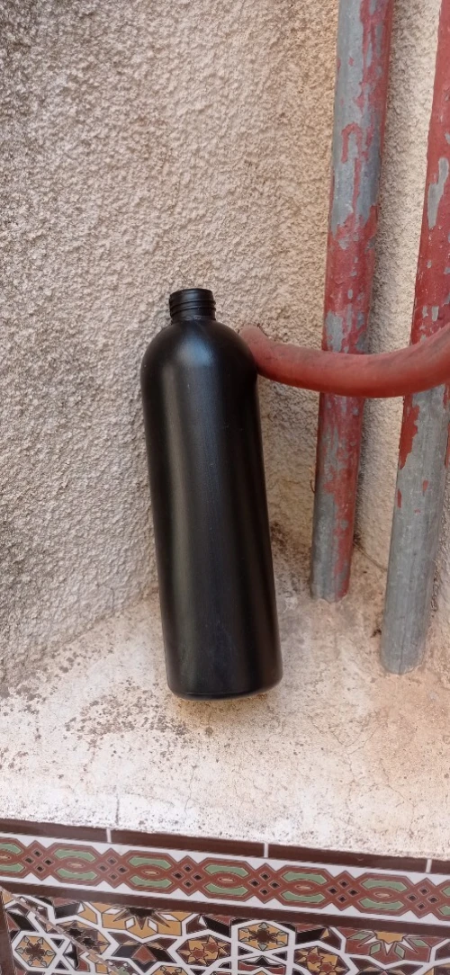  Bouteilles Détergents Pour Voitures قارورات مواد تنظيف السيارات للبيع  