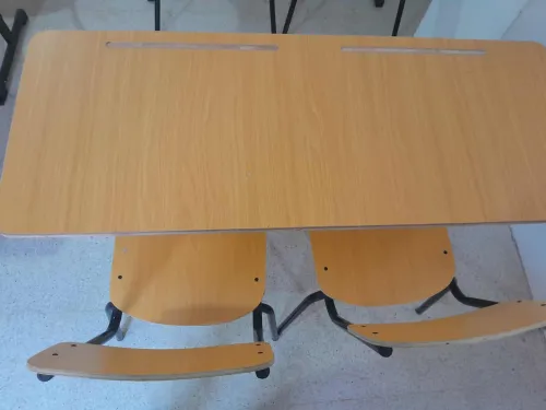 Tables et chaises