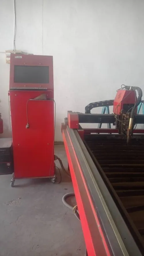ماكينة CNC PLASMA 120A POST ORCA متوفرة الآن حالة جيدة
