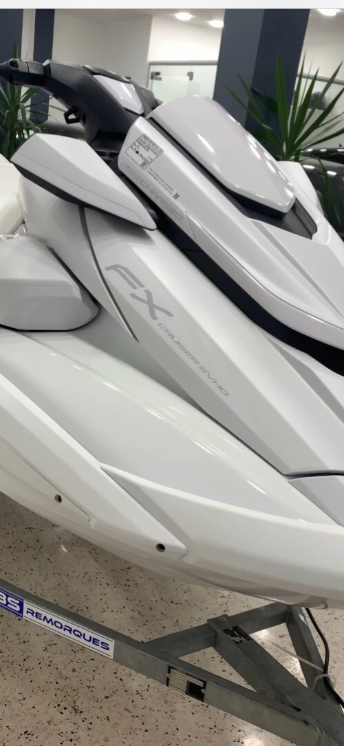 Jet ski 2025 machi 15 eur