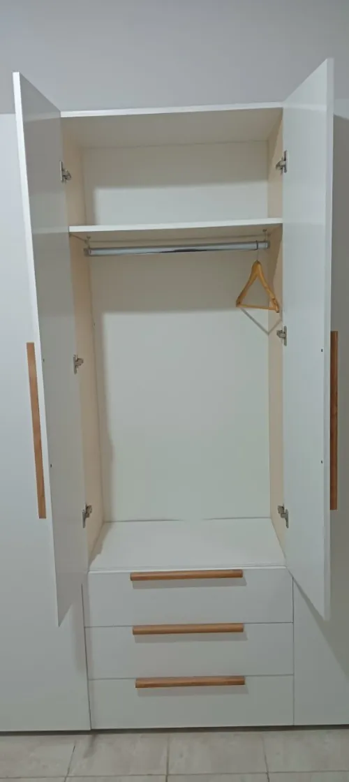 Armoire