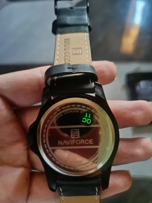 Naviforce NF 8023
