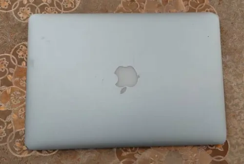MacBook Air (13-inch, Early 2015)