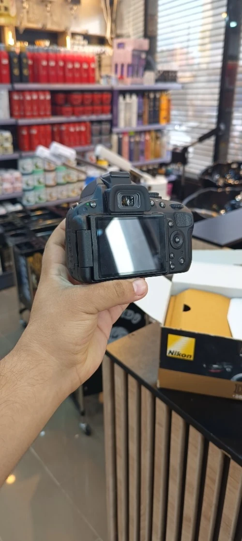 Nikon d5100