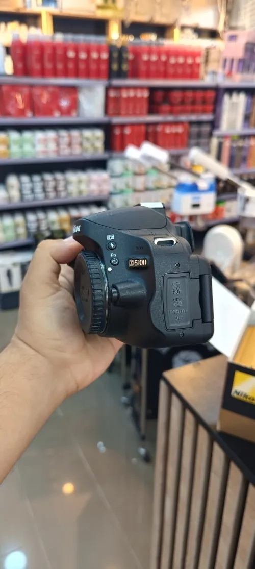 Nikon d5100