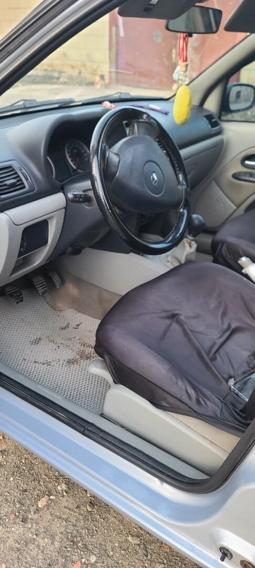 Raunlt Clio2 2004 Dabana