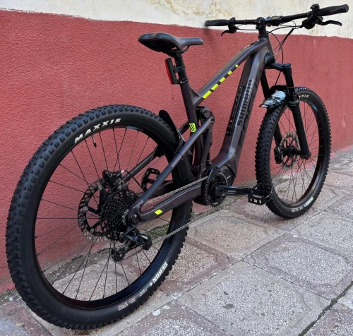 VTT Enduro Électrique Haute gamme super puissant // Taille : L 27,5+" // État : 9/10