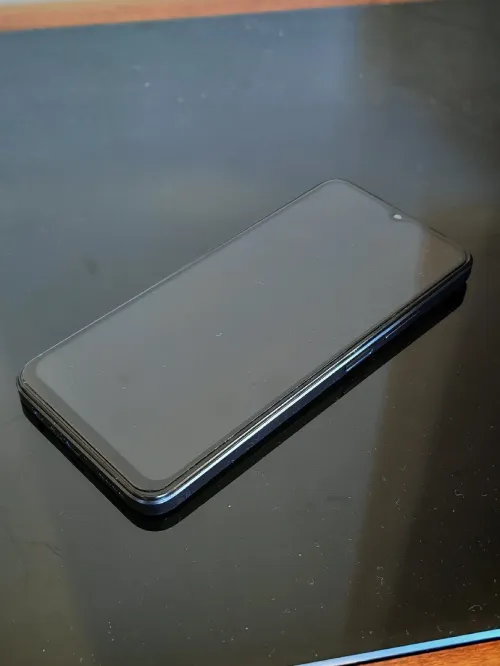 Realme C33