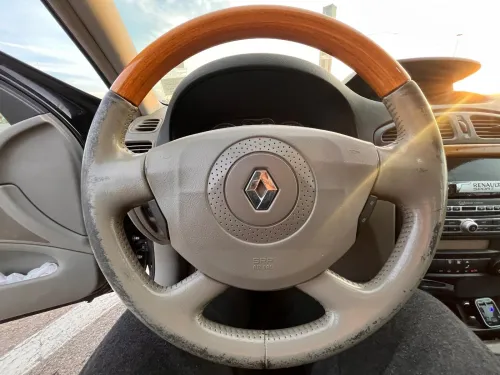 Renault Laguna 2 2002 Initial Paris