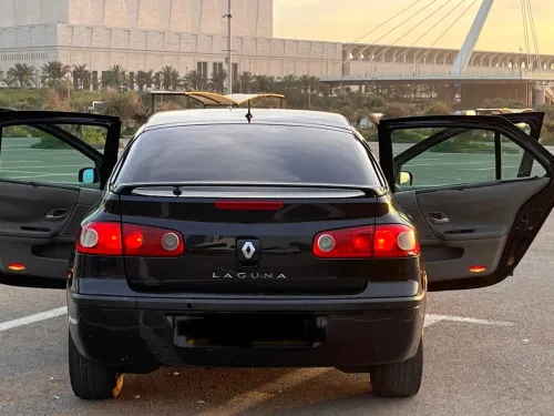 Renault Laguna 2 2002 Initial Paris