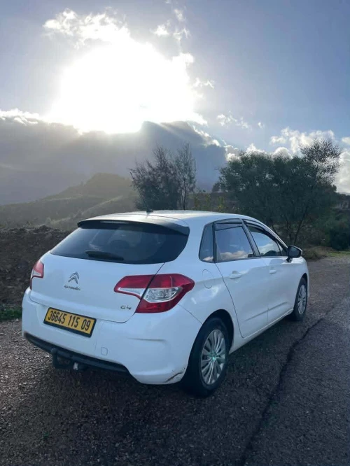 Citroen C4 2015 Attraction