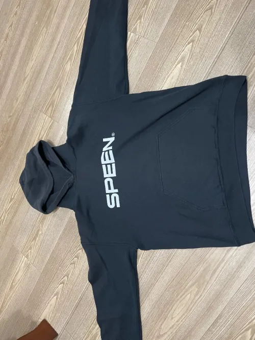 Sweat capuche marque speen style pour le freestyle football