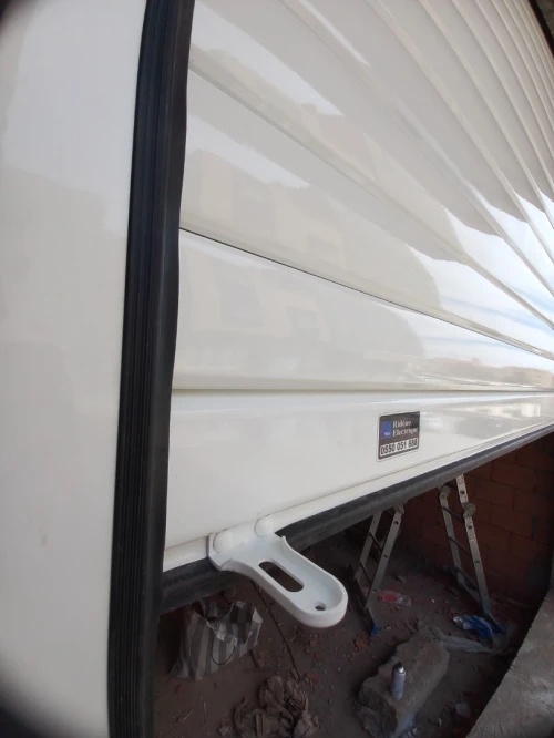 Fourniture et installation de rideaux electrique
