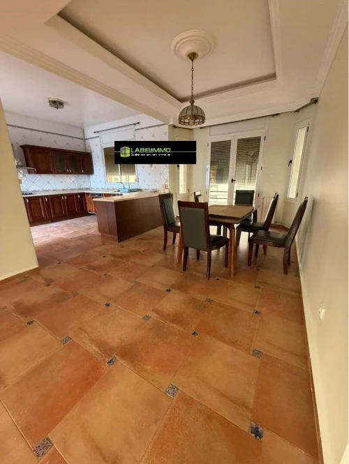 Location Appartement F4 Alger Hydra