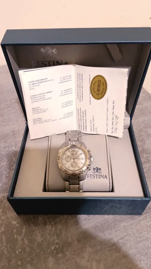 Montre festina original