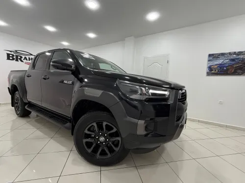 Toyota Hilux 2023 Invisible