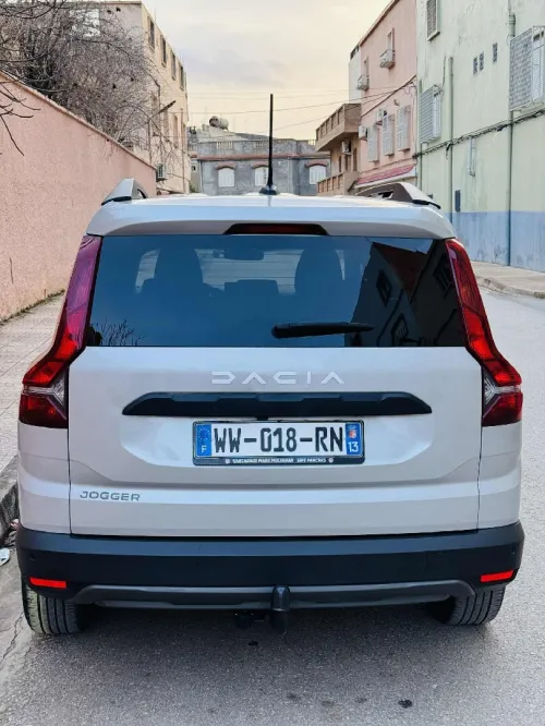 Dacia Joggers 2023 