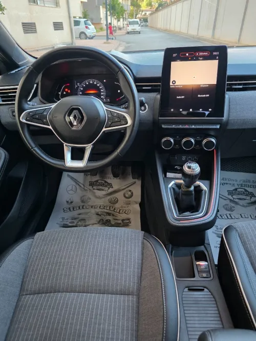Renault Clio 5 2021 Lutecia
