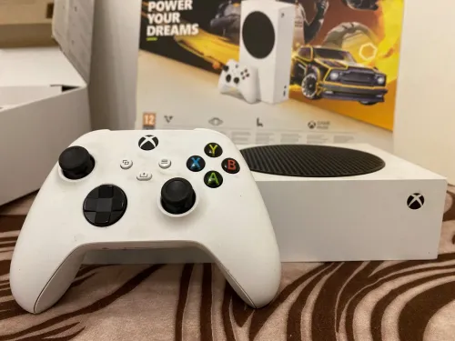 Xbox series s avac s boite