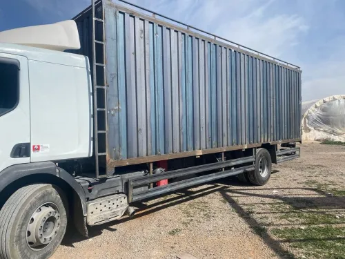 Carrosserie camion et semi remourque 