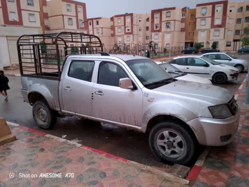 Tata Xenon 2009 