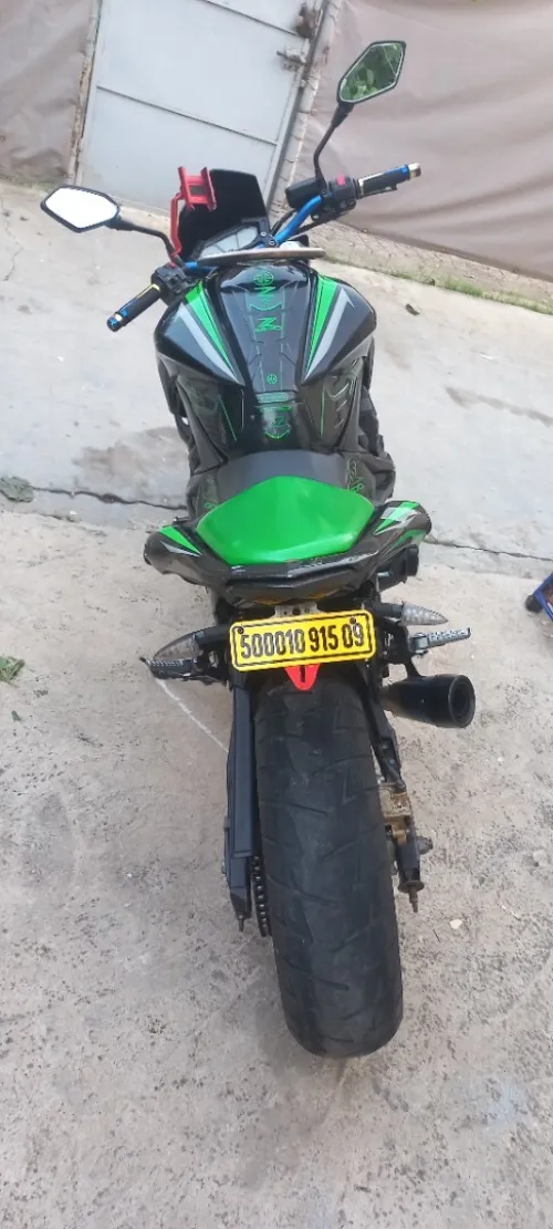 Kawasaki Z800R 