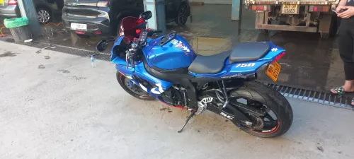 Suzuki K9 2009