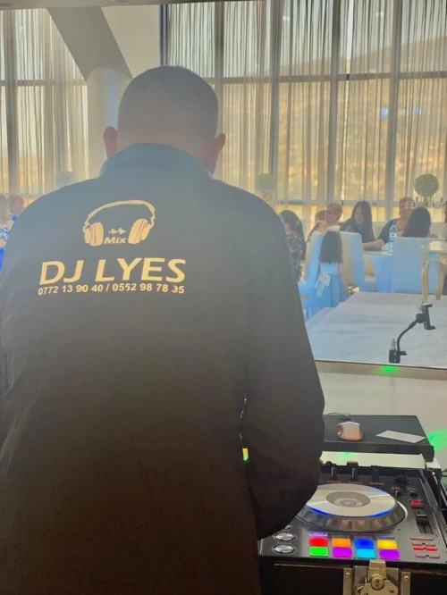 dj lyes