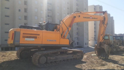 Location de pelleteuse pelle engin 220 بوكله حفارة للإيجار