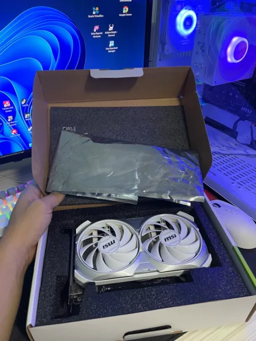 RTX 4060 8GB WHITE EDITION