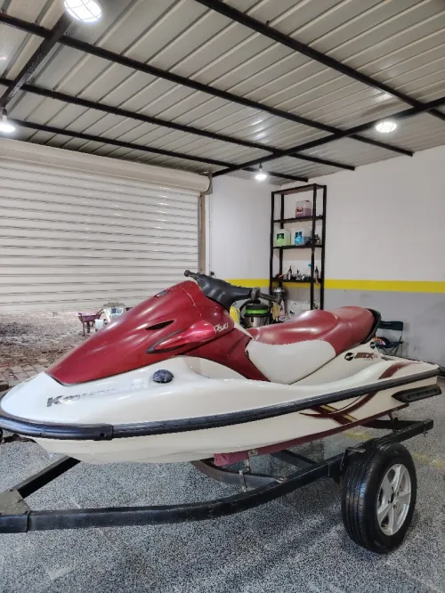 Jet ski