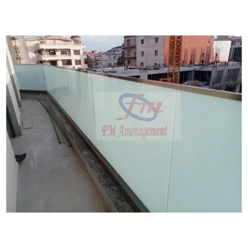 Aluminium, PVC, Cloisons amovibles, séparation, Porte, fenêtre, traitement de façades, verre, aménagement