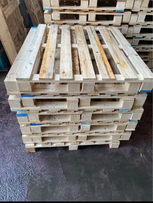 Fabrication palette bois et plastique