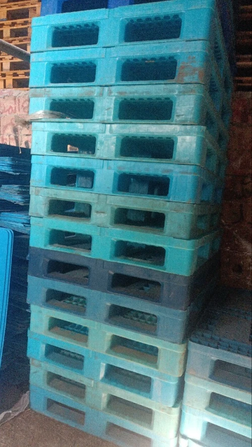 Fabrication palette bois et plastique