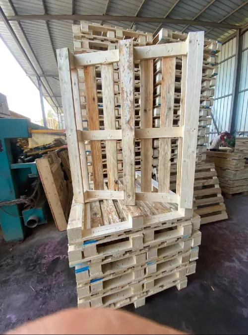 Fabrication palette bois et plastique