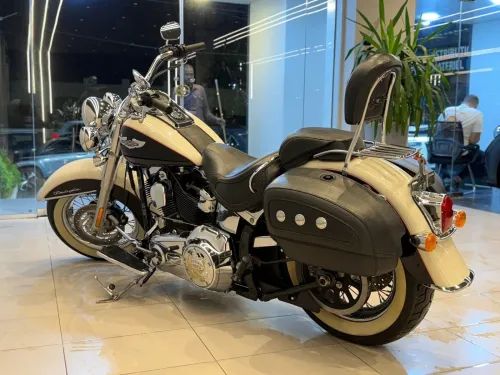 Harley davidson Softail deluxe 2011