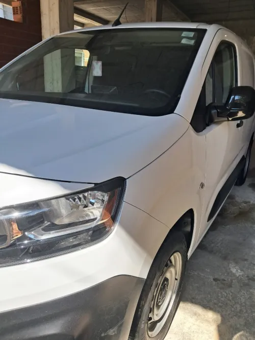 Fiat Doblo 2024 Tola