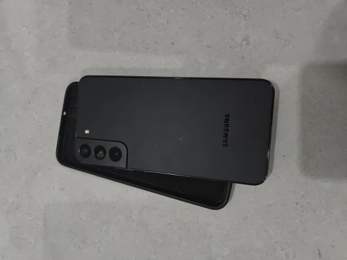 Samsung S22 PLUS