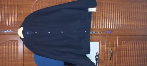 Veste kiabi taille XL neuf avec tiques 
