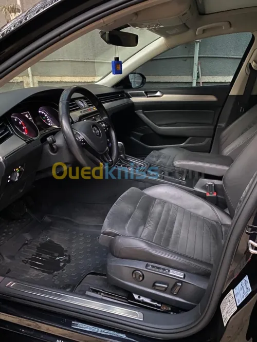 Volkswagen Passat 2016 R Line