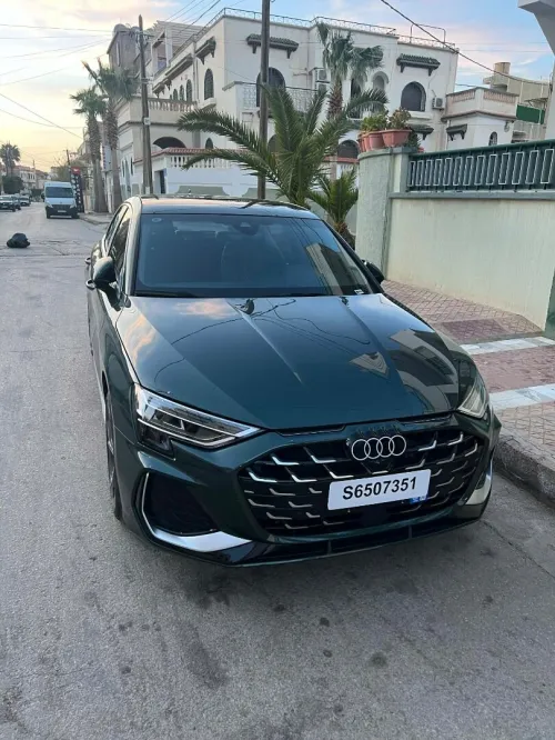 Audi A3 Sportback 2025 Flying spur Edition Premium 