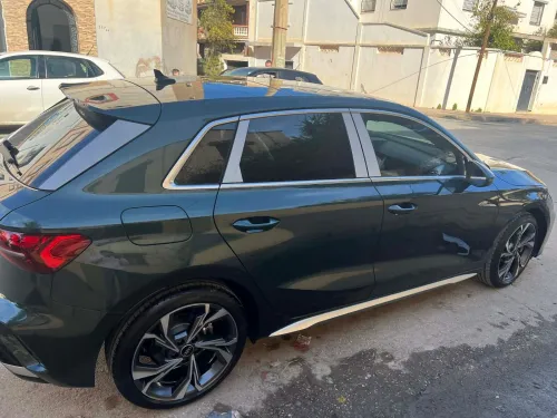 Audi A3 Sportback 2025 Flying spur Edition Premium 