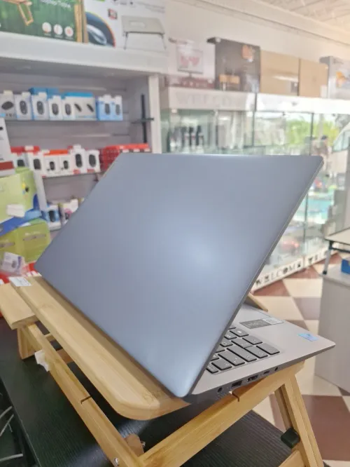 laptop Lenovo I5-13ème